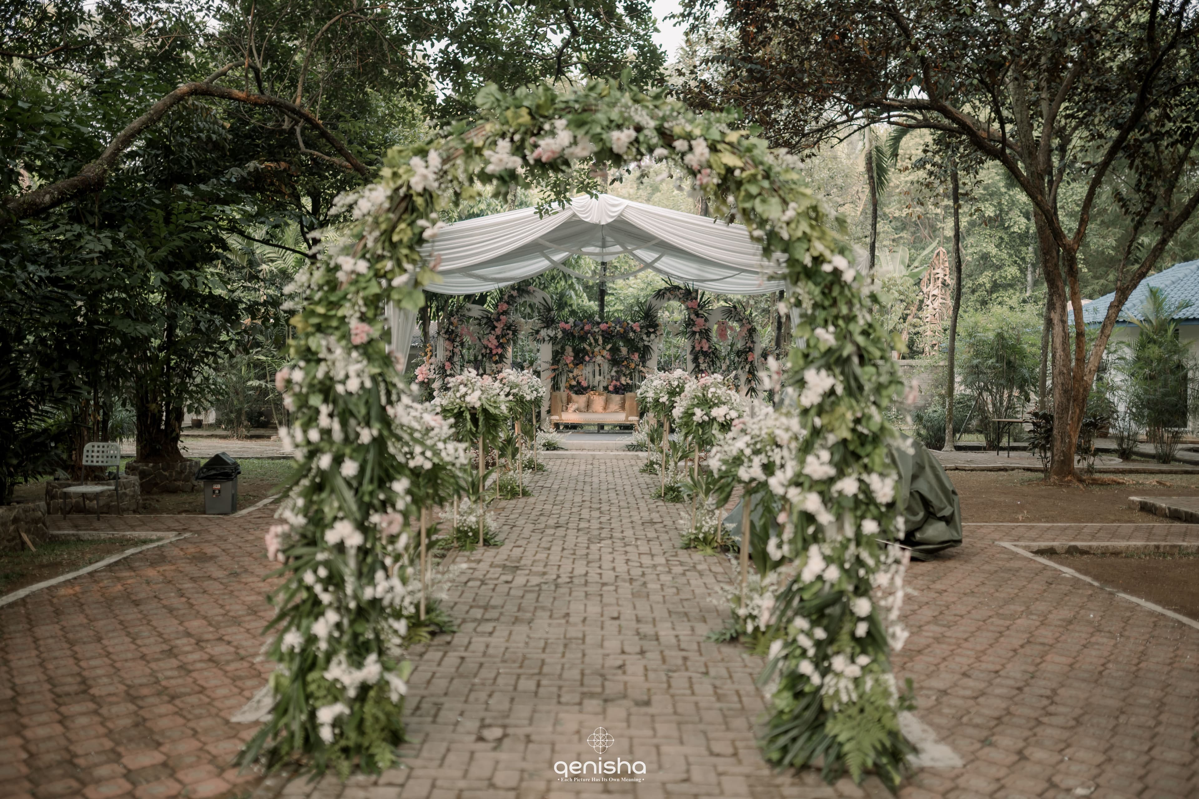 Intimate Wedding Garden All in 100 Pax